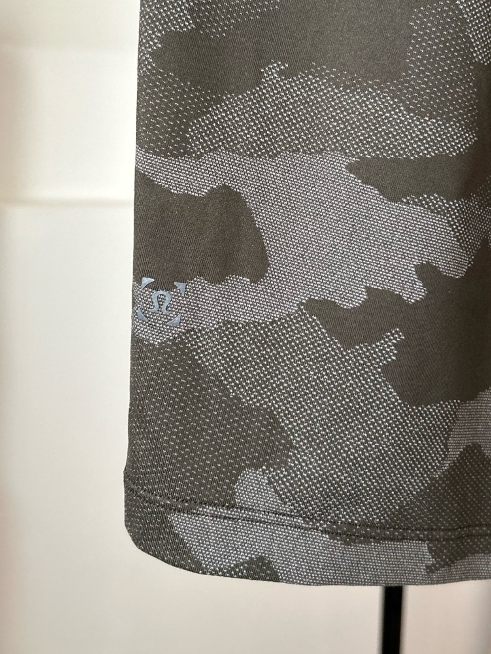 Lululemon T.H.E. Shorts XL - Picture 3 of 7